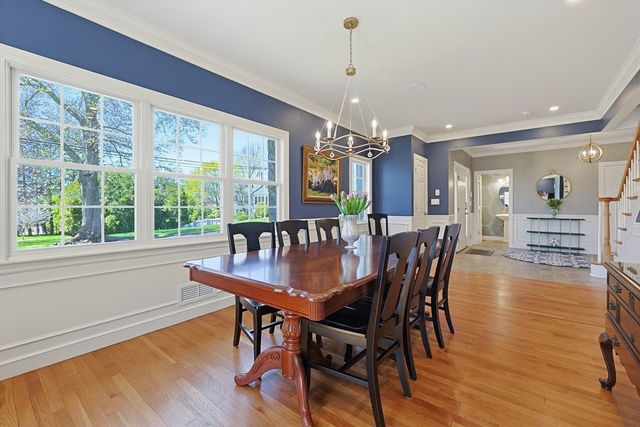 34 Russett Ln, Melrose, MA 02176