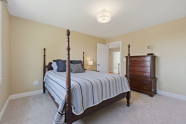 34 Russett Ln, Melrose, MA 02176