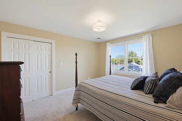 34 Russett Ln, Melrose, MA 02176