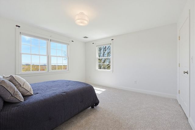 34 Russett Ln, Melrose, MA 02176