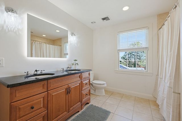 34 Russett Ln, Melrose, MA 02176