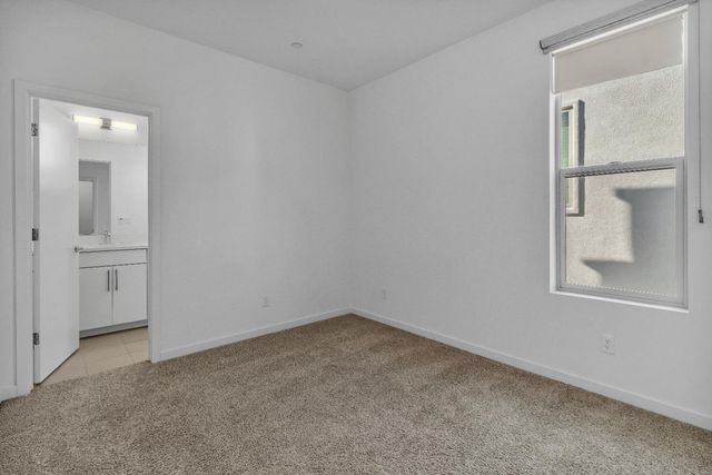 165 Log Pond lane, Sacramento, CA 95818