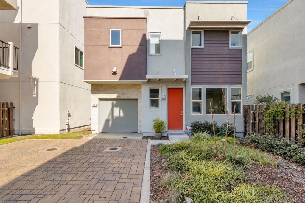 165 Log Pond lane, Sacramento, CA 95818