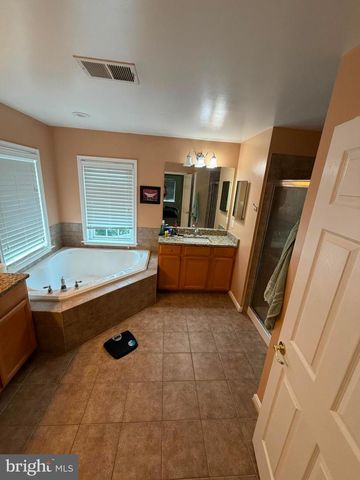 121 KING EDWARD CT, Culpeper, VA 22701