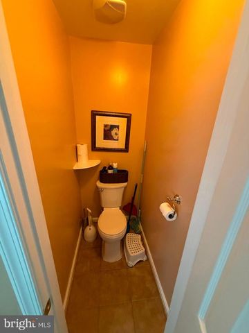 121 KING EDWARD CT, Culpeper, VA 22701
