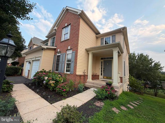 121 KING EDWARD CT, Culpeper, VA 22701