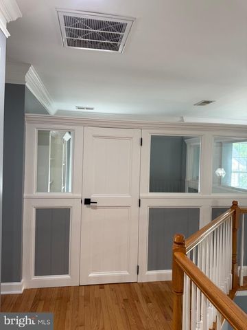 121 KING EDWARD CT, Culpeper, VA 22701