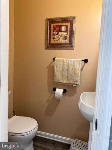 121 KING EDWARD CT, Culpeper, VA 22701