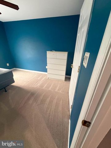 121 KING EDWARD CT, Culpeper, VA 22701
