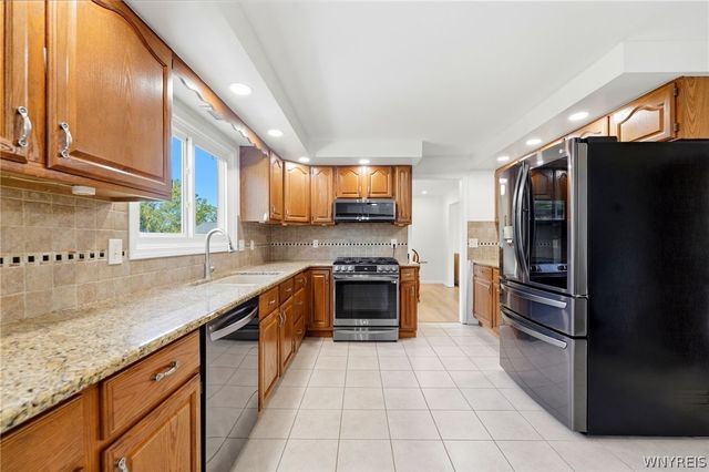 269 Cardinal Lane, Grand Island, NY 14072