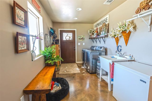 2216 N Greenbrier Road, Nocona, TX 76255