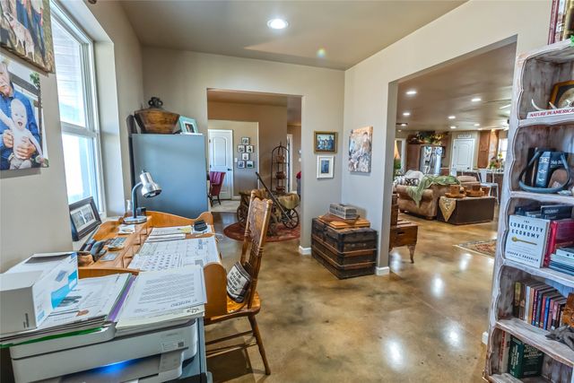 2216 N Greenbrier Road, Nocona, TX 76255