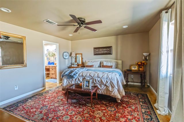 2216 N Greenbrier Road, Nocona, TX 76255