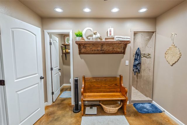 2216 N Greenbrier Road, Nocona, TX 76255