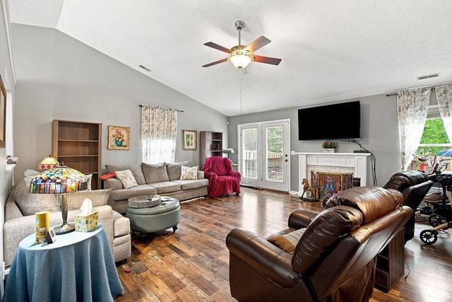 1626 Stone Valley Court, Lafayette, IN 47909