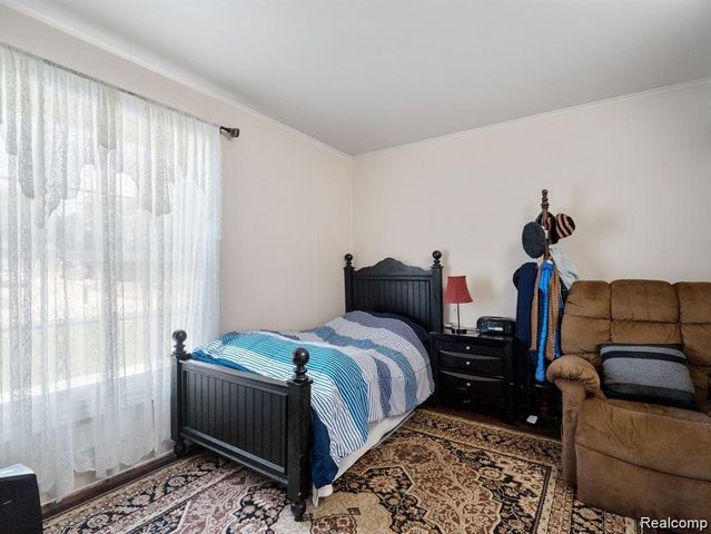 4819 THORNTREE Drive, West Bloomfield Charter Township, MI 48322