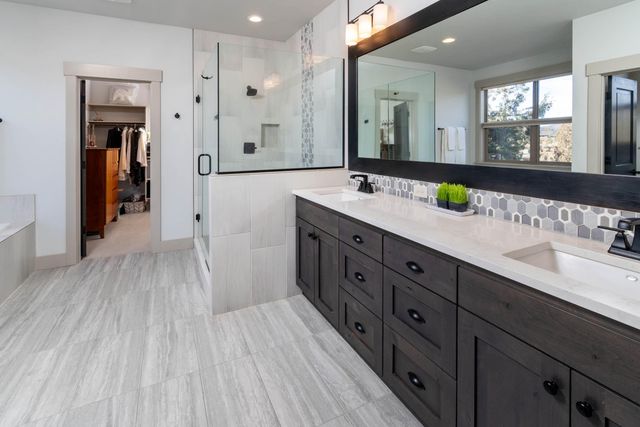 17391 SW Chaparral Drive, Powell Butte, OR 97753