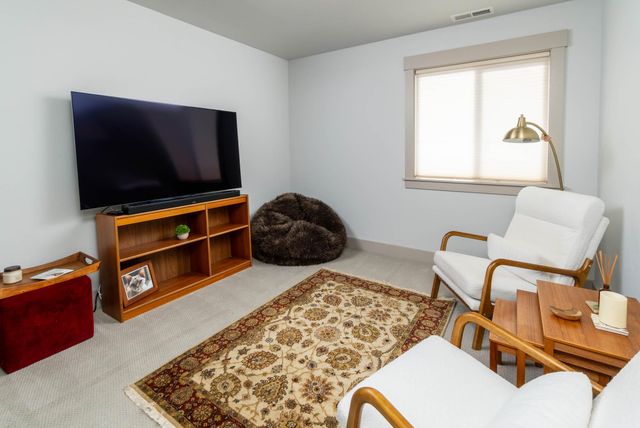 17391 SW Chaparral Drive, Powell Butte, OR 97753