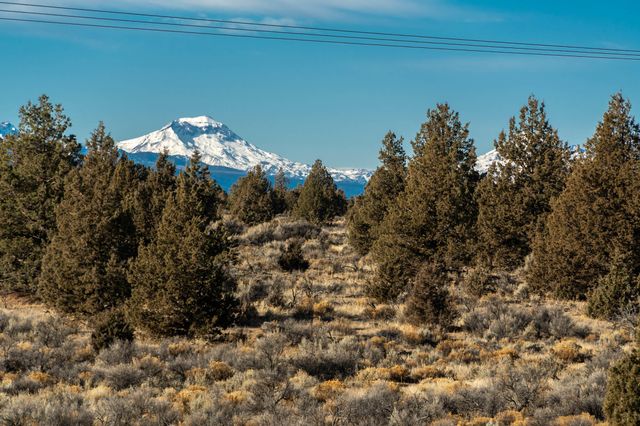 17391 SW Chaparral Drive, Powell Butte, OR 97753