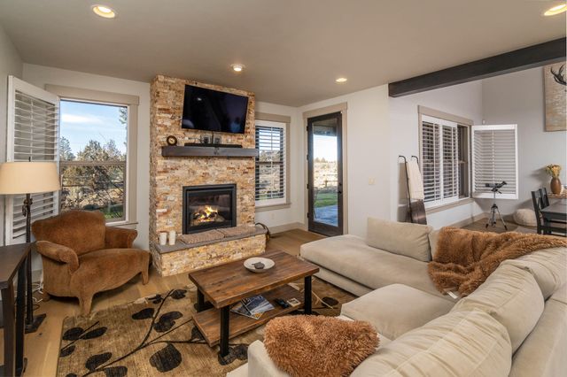 17391 SW Chaparral Drive, Powell Butte, OR 97753