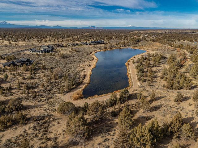 17391 SW Chaparral Drive, Powell Butte, OR 97753