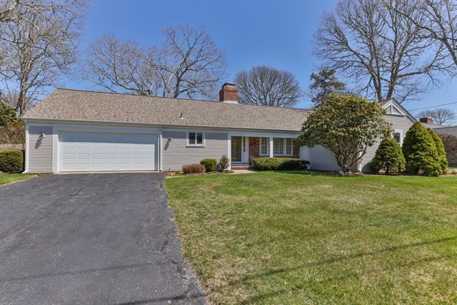 56 Fairwood Rd, Yarmouth, MA 02664