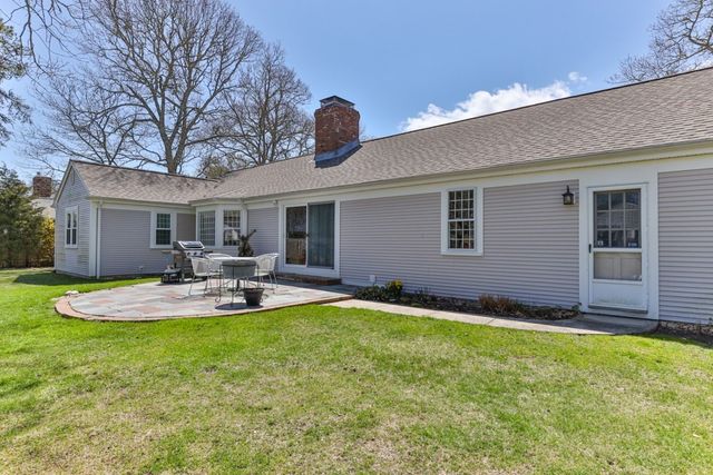 56 Fairwood Rd, Yarmouth, MA 02664