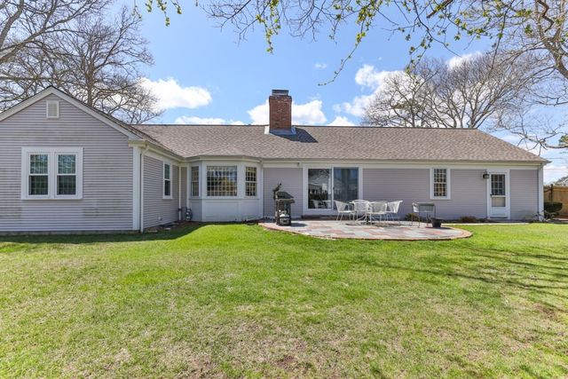 56 Fairwood Rd, Yarmouth, MA 02664