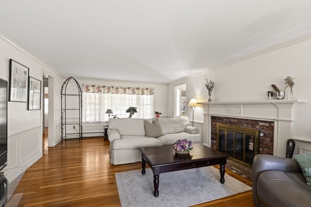 56 Fairwood Rd, Yarmouth, MA 02664