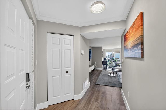 104 Half Moon Circle D2, Hypoluxo, FL 33462
