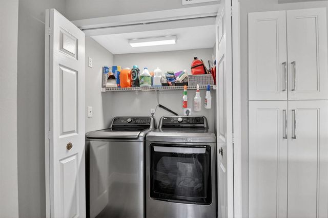 104 Half Moon Circle D2, Hypoluxo, FL 33462