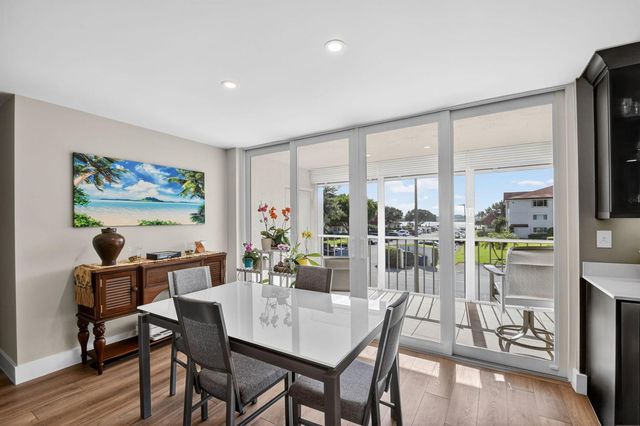 104 Half Moon Circle D2, Hypoluxo, FL 33462