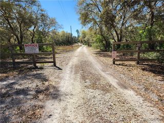 3742 S Pelican Avenue, Inverness, FL 34450