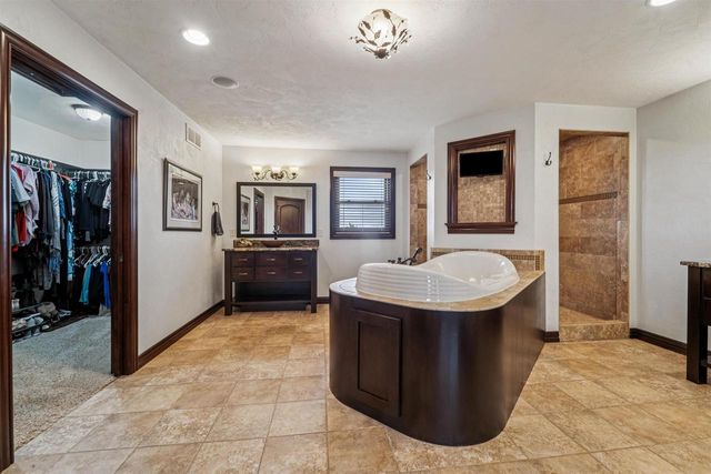 W9071 BLACK OTTER COURT, Hortonville, WI 54944