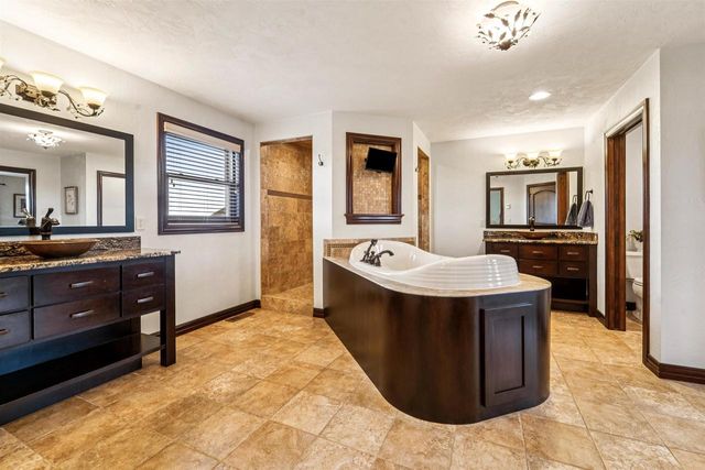 W9071 BLACK OTTER COURT, Hortonville, WI 54944