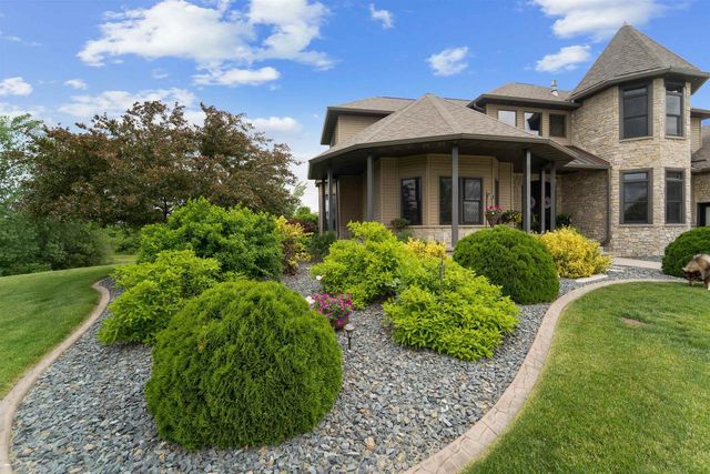 W9071 BLACK OTTER COURT, Hortonville, WI 54944