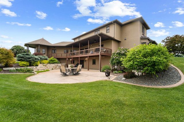 W9071 BLACK OTTER COURT, Hortonville, WI 54944