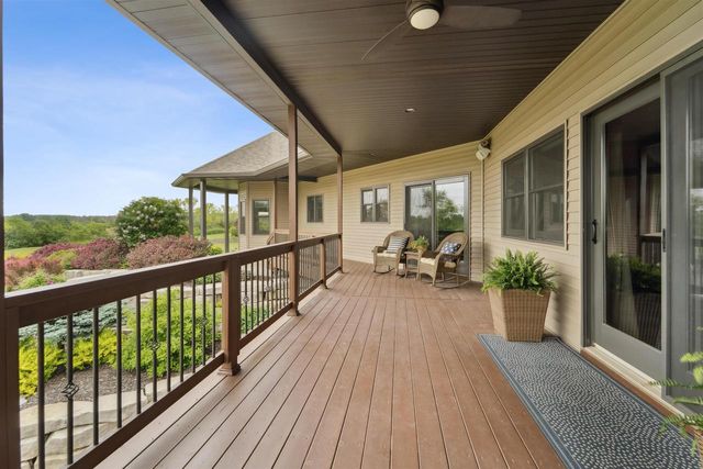 W9071 BLACK OTTER COURT, Hortonville, WI 54944