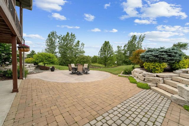 W9071 BLACK OTTER COURT, Hortonville, WI 54944