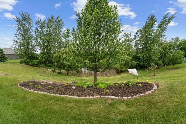 W9071 BLACK OTTER COURT, Hortonville, WI 54944