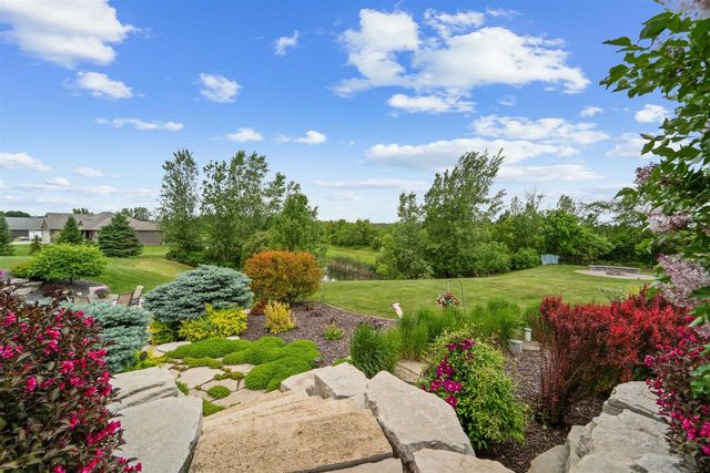 W9071 BLACK OTTER COURT, Hortonville, WI 54944