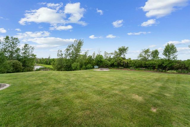 W9071 BLACK OTTER COURT, Hortonville, WI 54944