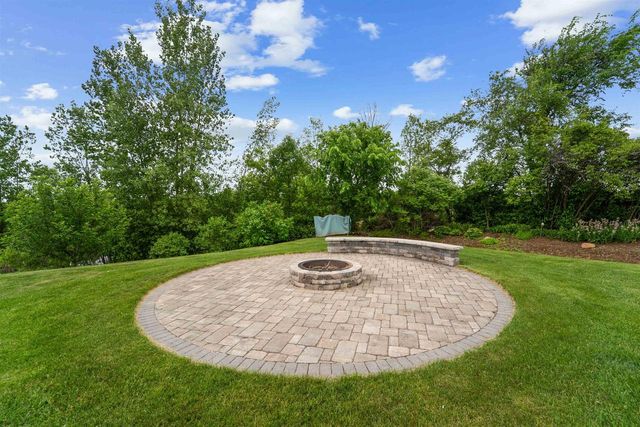 W9071 BLACK OTTER COURT, Hortonville, WI 54944