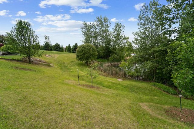 W9071 BLACK OTTER COURT, Hortonville, WI 54944