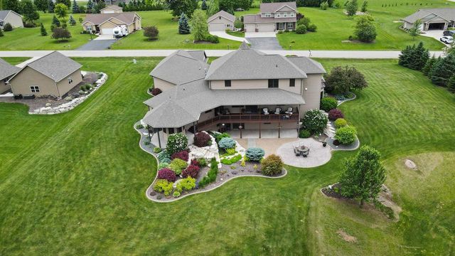 W9071 BLACK OTTER COURT, Hortonville, WI 54944