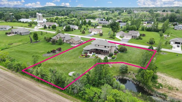 W9071 BLACK OTTER COURT, Hortonville, WI 54944