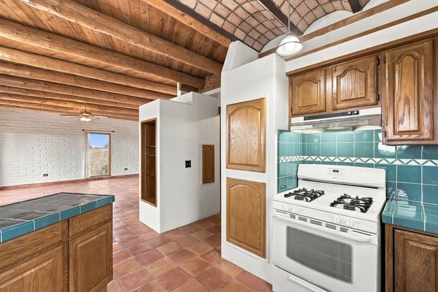 37 Wide View, Santa Fe, NM 87508