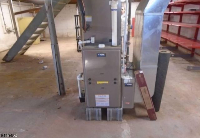 205 Park St, Franklin Twp., NJ 08873