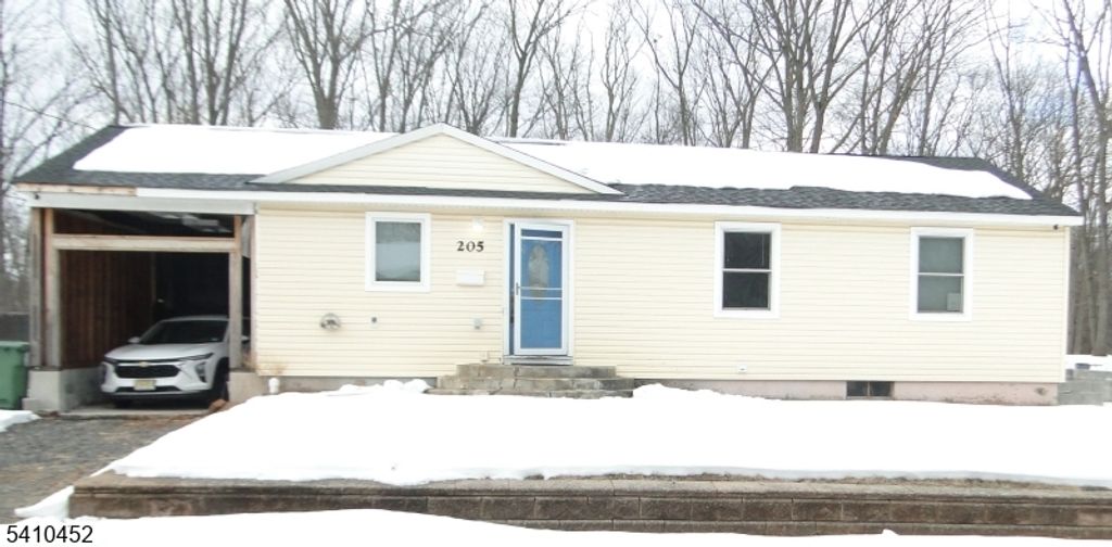 205 Park St, Franklin Twp., NJ 08873