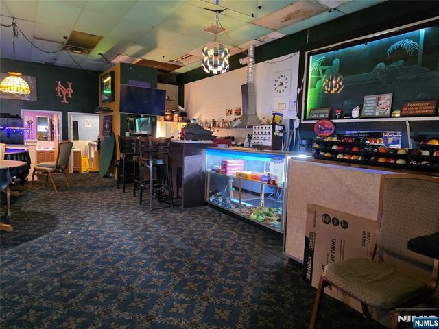 61 Us Highway 46, Lodi, NJ 07644